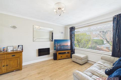 3 bedroom semi-detached house for sale, Queensway, Gwersyllt, Wrexham