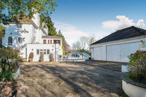 undefined, The Avenue, Westerham TN16