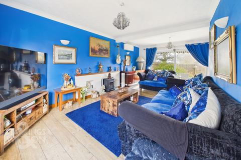 3 bedroom detached bungalow for sale, Oaklands, Framingham Earl, Norwich