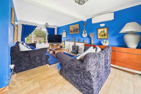 3 bedroom detached bungalow for sale, Oaklands, Framingham Earl, Norwich