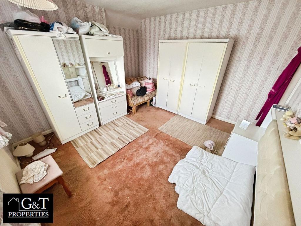 Second bedroom