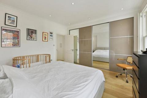 2 bedroom apartment to rent, Albany Street, London NW1