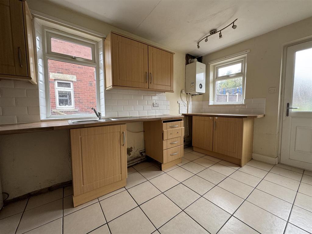 Dining kitchen