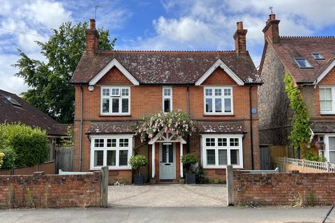 undefined, Mead Road, Cranleigh, GU6