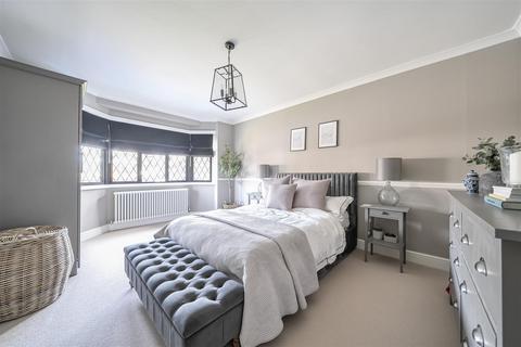 undefined, Chislehurst Road, Petts Wood