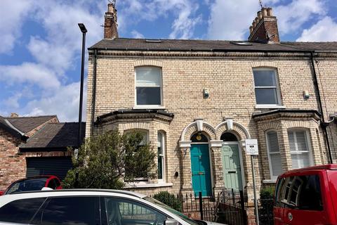 undefined, Richardson Street, York