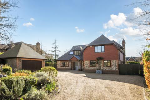 5 bedroom detached house for sale, Norrels Drive, East Horsley, KT24