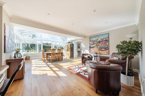 5 bedroom detached house for sale, Norrels Drive, East Horsley, KT24