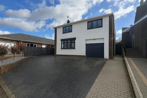 3 bedroom detached house for sale, Holyrood Crescent, Hart Village