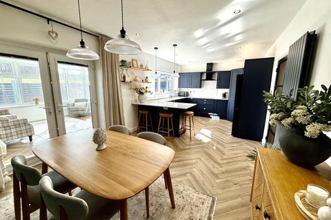 3 bedroom detached house for sale, Holyrood Crescent, Hart Village