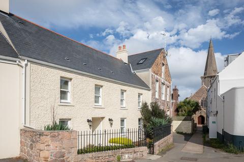 4 bedroom terraced house for sale, La Rue De La Croix Au Maitre, St. Martin, Jersey