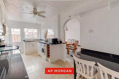 undefined, Elm Grove, Bromsgrove, Worcestershire, B61