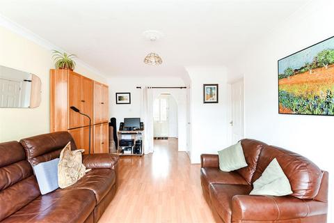 undefined, Faversham Avenue, North Chingford