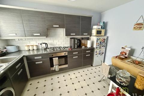 3 bedroom semi-detached house for sale, Grandfield Way, North Hykeham LN6