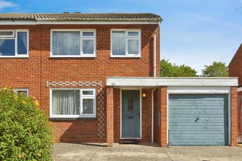 3 bedroom semi-detached house for sale, Crosslands, Stantonbury, Milton Keynes, Buckinghamshire, MK14