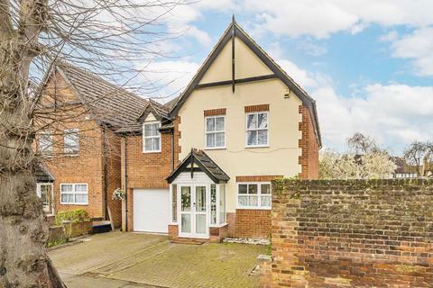 undefined, Princes Road, Teddington TW11
