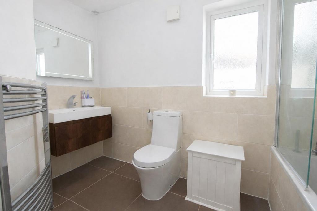 Bathroom1