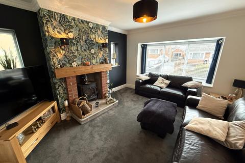 4 bedroom semi-detached house for sale, Newton Close, Freckleton, PR4