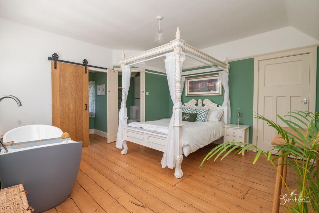 Principal Suite