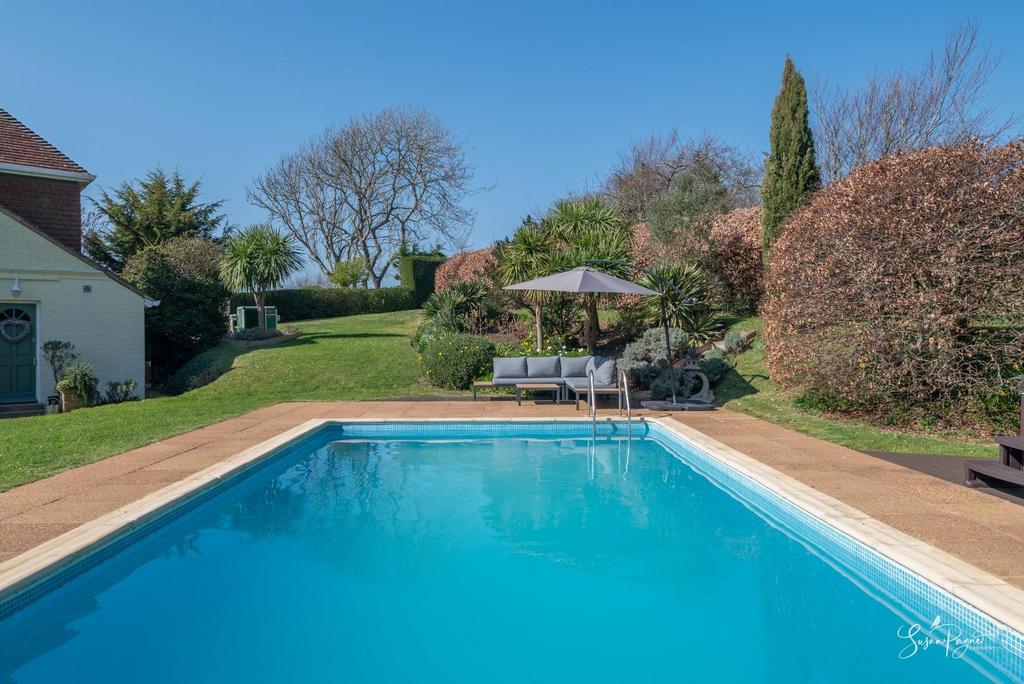 Heated Swimming Pool
