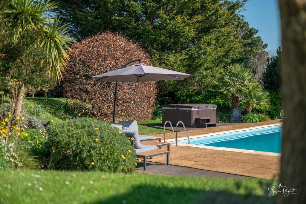 Heated Swimming Pool