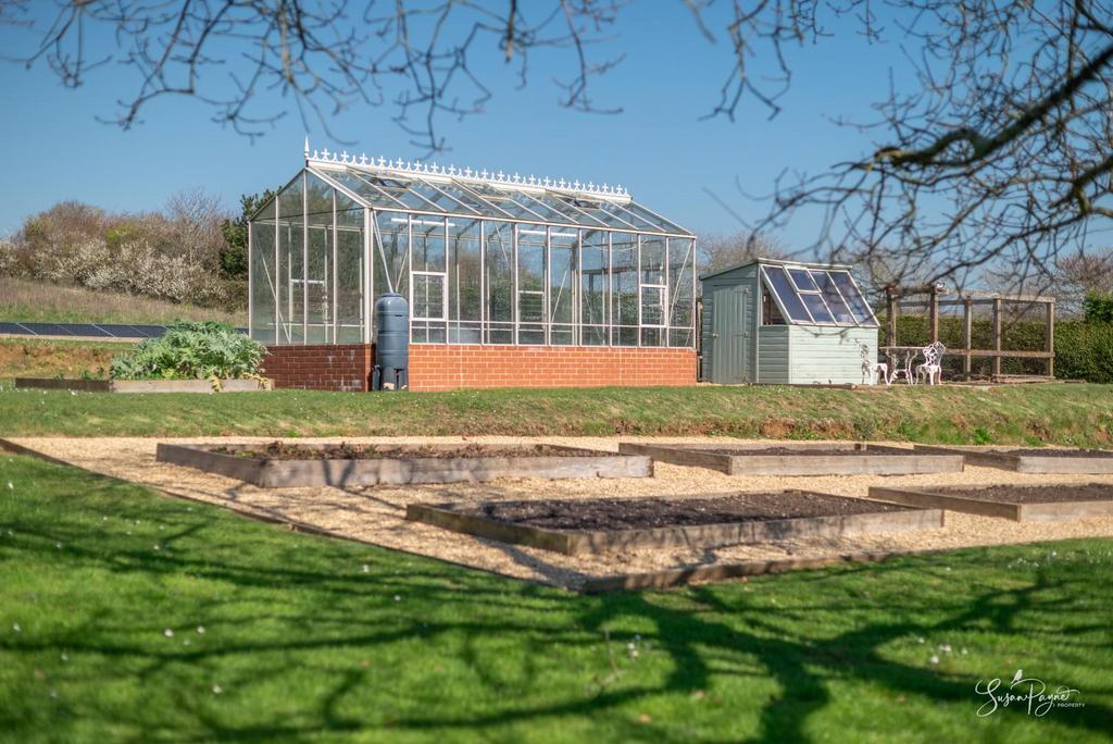 Gardens & Grounds
