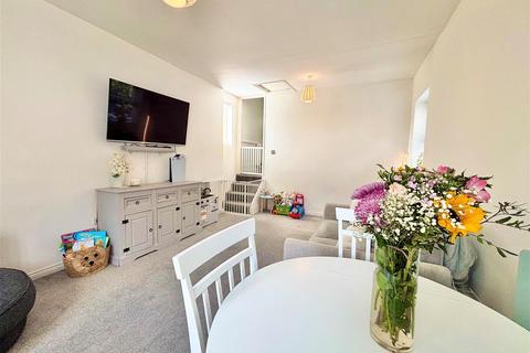 undefined, The Broadway, Totland Bay