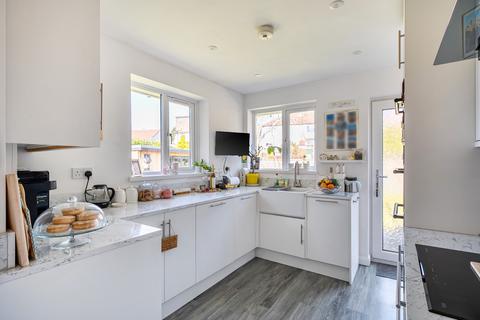 undefined, Maurice Avenue, Caterham, CR3