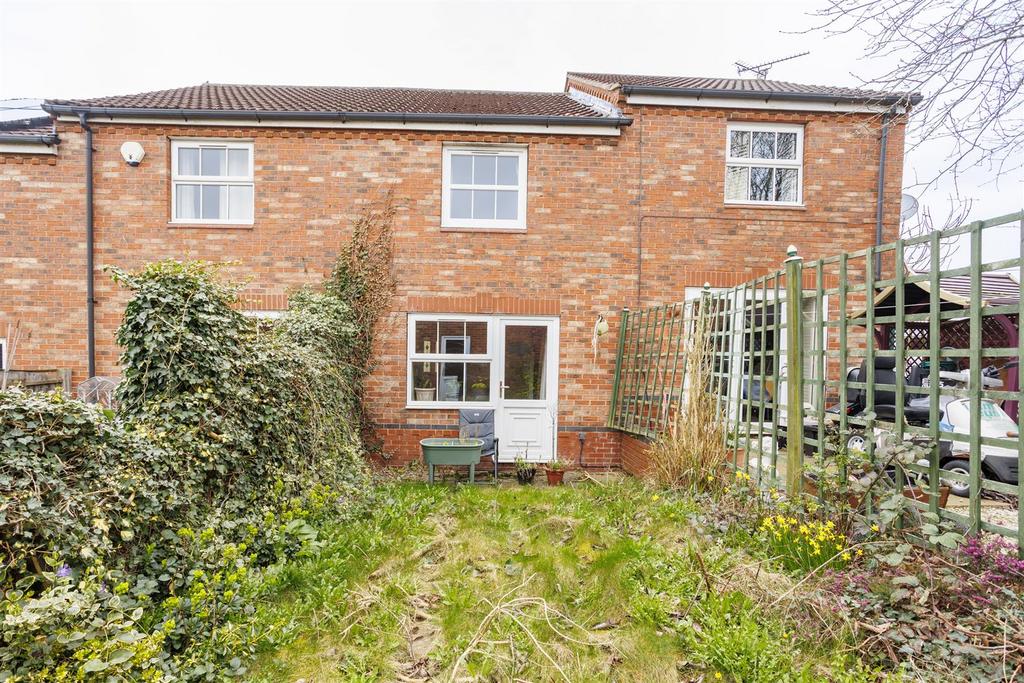 47 Aldborough Way 17.jpg