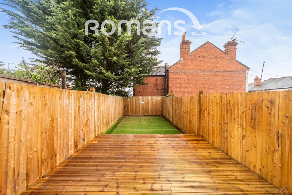09 Rear garden