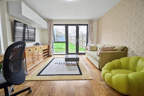 3 bedroom end of terrace house for sale, Winchester