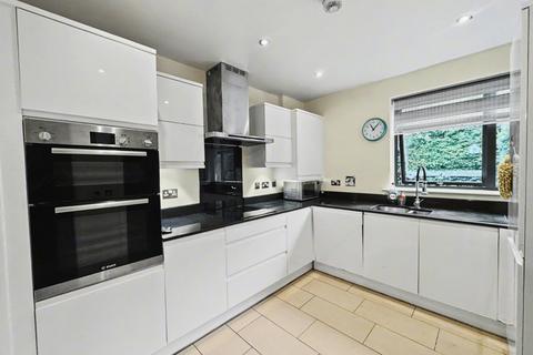 3 bedroom end of terrace house for sale, Winchester