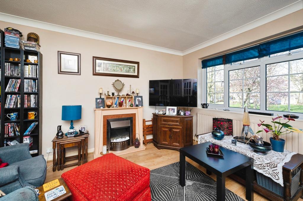 Lounge Dining Room