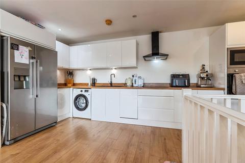 2 bedroom flat for sale, Prospect Terrace, Bury, Greater Manchester, BL8