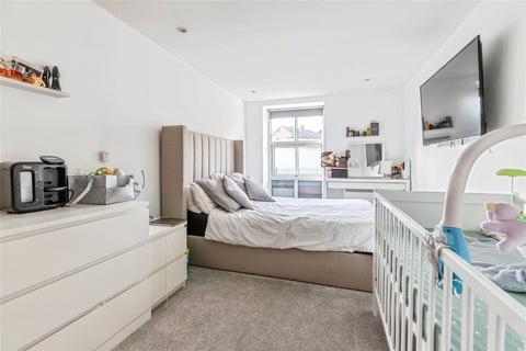 2 bedroom flat for sale, Prospect Terrace, Bury, Greater Manchester, BL8