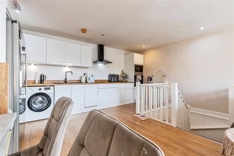 2 bedroom flat for sale, Prospect Terrace, Bury, Greater Manchester, BL8