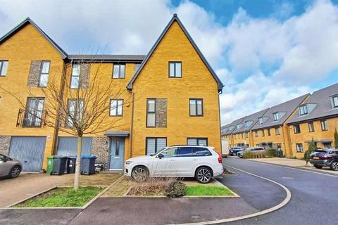 4 bedroom townhouse for sale, Tala Close, SURBITON, Kingston-Upon-Thames