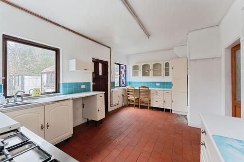 6 bedroom semi-detached house for sale, Station Road, Little Sutton, Ellesmere Port