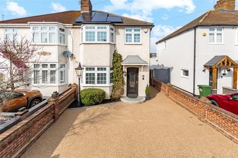 3 bedroom semi-detached house for sale, Wren Gardens, Hornchurch, RM12
