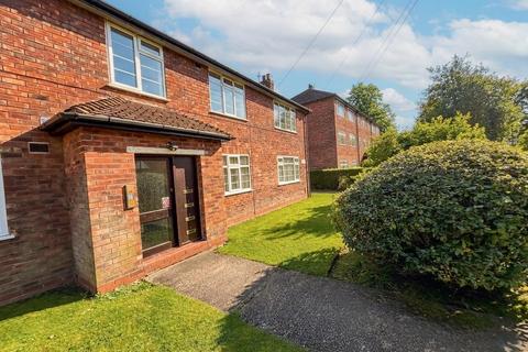 2 bedroom apartment for sale, Holly Grove, Sale