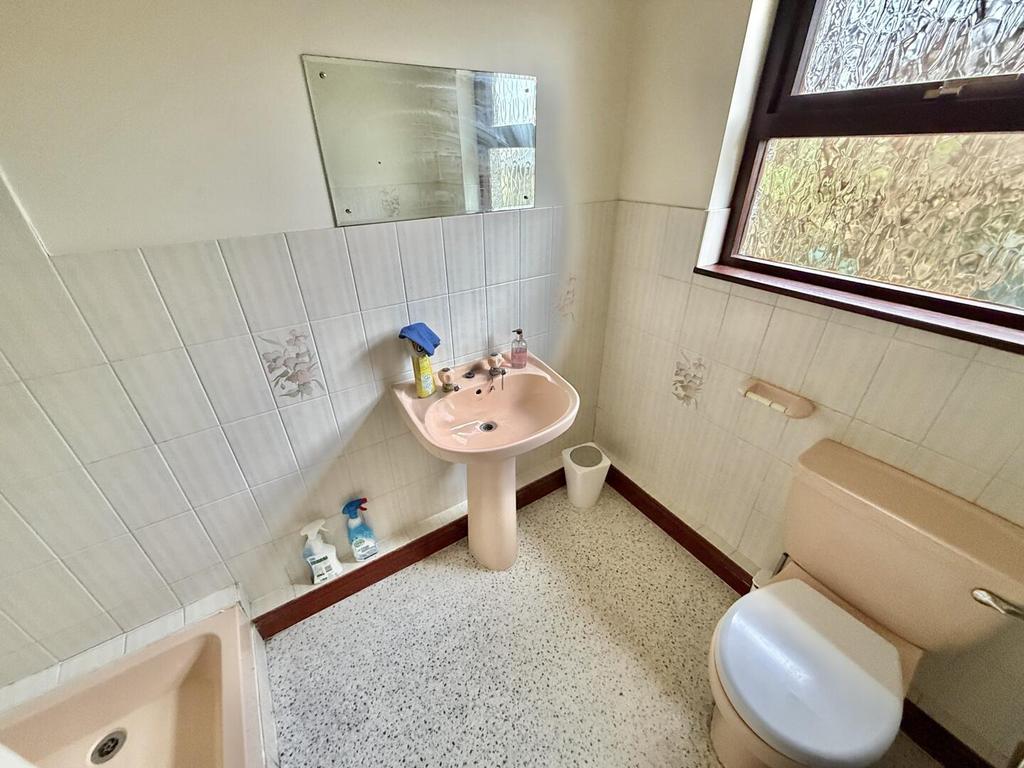 Ensuite