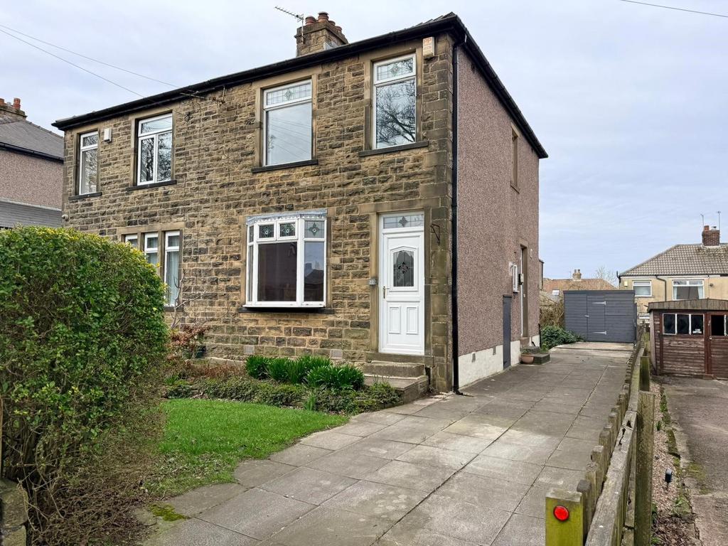 A Beautifully Presented 3‑Bed Semi‑Detached H
