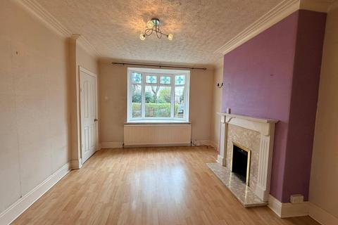 3 bedroom semi-detached house to rent, Bradford, BD6
