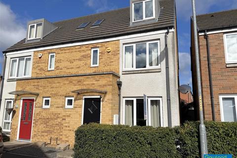 undefined, North Burn Close, Stockton-On-Tees TS18 2QJ