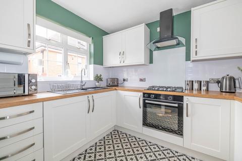 3 bedroom terraced house for sale, Gravelly Field, Ashford, Kent, TN23