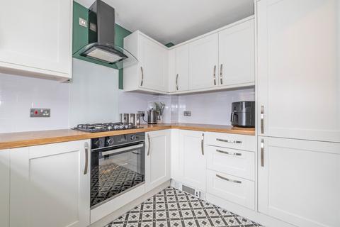 3 bedroom terraced house for sale, Gravelly Field, Ashford, Kent, TN23