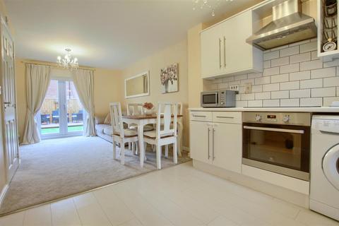 3 bedroom semi-detached house to rent, Bancroft Drive, Ingleby Barwick