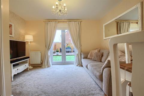 3 bedroom semi-detached house to rent, Bancroft Drive, Ingleby Barwick