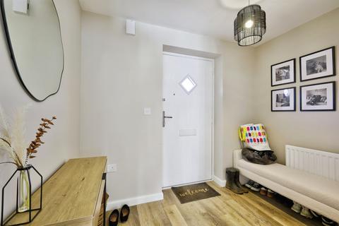3 bedroom end of terrace house for sale, Sandpit Close, Collingtree, NORTHAMPTON