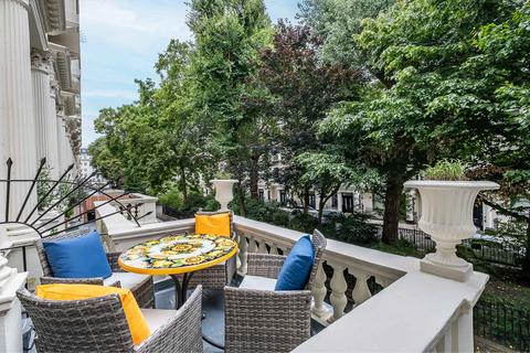 2 bedroom flat for sale, Queens Gardens, London, W2
